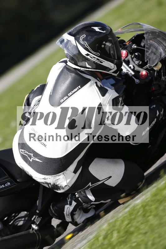 /53 16.09.2025 Track Day Domi Aegerter ADR/Gruppe rot/9